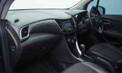 Chevrolet Trax Turbo LTZ AT 2017 Abu Abu 6