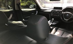 BMW 3 Series 328i 2014 Putih 7