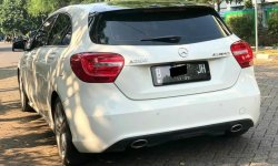 Mercedes-Benz A-Class A 200 2013 Putih 6