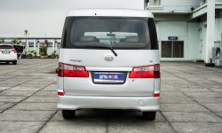Daihatsu Luxio 1.5 D M/T 2011 Silver Pajak Panjang 16
