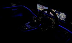 Lokasi jakarta Mercedes-Benz E-Class E 300 2018 Putih km 18 ribuan sunroof cash kredit proses bisa 15