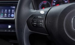 Honda Brio RS CVT 2021 4