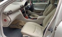 Mercedes-Benz C-Class W203 C180 Kompressor Jok Kulit Plat GANJIL Pajak JULI 2023 Mulus Siap Pakai  4
