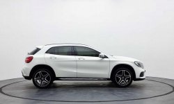 Mercedes-Benz GLA 200 AMG Line 2018 MOBIL BEKAS BERKUALITAS HANYA DENGAN DP 55 JUTAAN 2