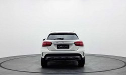 Mercedes-Benz GLA 200 AMG Line 2018 MOBIL BEKAS BERKUALITAS HANYA DENGAN DP 55 JUTAAN 3