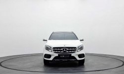 Mercedes-Benz GLA 200 AMG Line 2018 MOBIL BEKAS BERKUALITAS HANYA DENGAN DP 55 JUTAAN 4