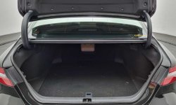 Toyota Camry 2.5 V 2019 Hitam 10