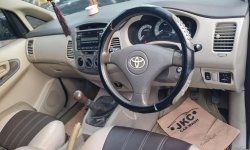 Toyota Kijang Innova 2.0 G mulus terawat Tahun 2010 4