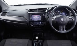 Honda BR-V E MT 5