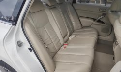 Nissan Teana 2.5 NA 2013 Putih Pajak Panjang 5