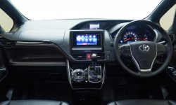 Jual mobil Toyota Voxy 2019 3