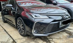 Toyota Corolla Altis V 1.8 AT ( Matic ) 2020 Hitam Km Low 26rban Good Condition Siap Pakai 2