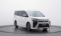 Promo Toyota Voxy murah 2017, untuk kredit ada tambahan 5 juta!!! 1