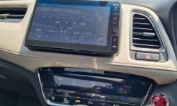 HONDA HRV PRESTIGE 1.8 CVT AT MATIC 2018 FACELIFT PUTIH , KM LOW 15RB!! 6