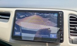 HONDA HRV PRESTIGE 1.8 CVT AT MATIC 2018 FACELIFT PUTIH , KM LOW 15RB!! 7