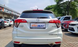 HONDA HRV PRESTIGE 1.8 CVT AT MATIC 2018 FACELIFT PUTIH , KM LOW 15RB!! 19