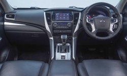 Mitsubishi Pajero Sport Dakar 4x2 AT 2019 Hitam 15