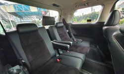 (SIAP BAWA PULANG) Toyota Vellfire 2.4L Z Golden Eye CBU AT 2014 HITAM 11