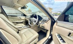 Mercedes Benz E250 CGI Tahun 2009 Matic Hitam 4
