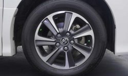Toyota Voxy 2.0 A/T 2017 13