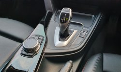 Lokasi jakarta BMW 320i sport putih 2016 21rban mls cash kredit proses bisa dibantu 15