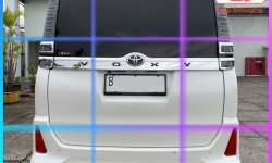 Toyota Voxy 2.0 A/T 2018 4