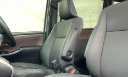 Toyota Voxy 2.0 A/T 2018 15