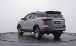 Toyota Fortuner 2.4 VRZ AT 2017 3