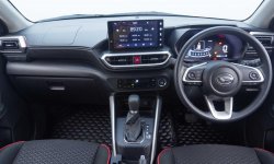 Daihatsu Rocky 1.0 R Turbo CVT Two Tone 2021 6