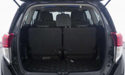 Toyota INNOVA VENTURER 2.0 3