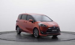 Toyota Sienta Q CVT 2018 1