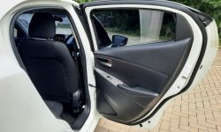 Mazda 2 1.5 R Hatchback AT 2016 Putih Dp 8,9 Jt No Pol Genap 13