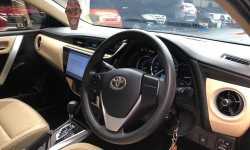 Toyota Corolla Altis CNG 1.6 2018 Hitam 9