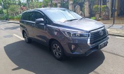 Toyota Kijang Innova V A/T Gasoline 2021AT GREY SERVICE RECORD 10
