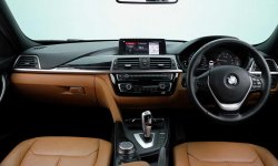 BMW 3 Series 320i Sport 2018 Putih SPESIAL HARGA PROMO AWAL BULAN RAMADHAN DP 45 JUTAAN 5