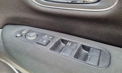 Honda HR-V 1.5L E CVT AT Matic 2017 Putih 9