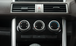 Nissan Livina 2019 KILOMENTER RENDAH 12