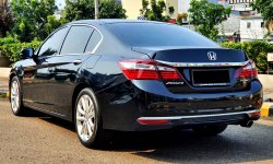 Honda Accord 2.4 VTi-L AT 2018 Hitam SERVICE RECORD 7