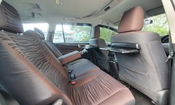 Toyota Kijang Innova V 2.0 Bensin AT 2022 Hitam 11