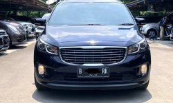 Kia Grand Sedona Ultimate 2017 Biru 3