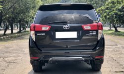 Toyota Kijang Innova 2.0 G AT 2020 Hitam 3
