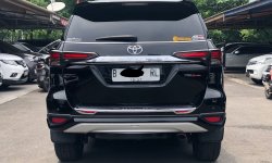 Toyota Fortuner VRZ TRD AT 2017 Hitam 5