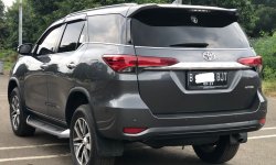 TOYOTA FORTUNER VRZ AT GREY 2017 MOBIL BEKAS BERKUALITAS!! 6