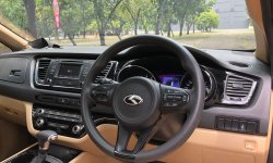 Kia Grand Sedona Ultimate 2017 Coklat 7