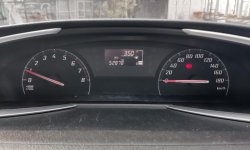 Toyota Sienta V CVT 2017 Coklat 4