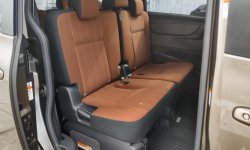 Toyota Sienta V CVT 2017 Coklat 13