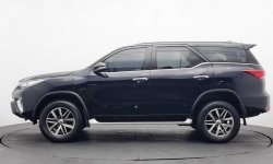 Toyota Fortuner 2.4 VRZ AT 2016 17