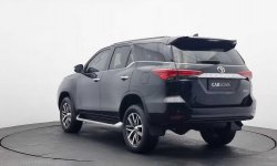 Toyota Fortuner 2.4 VRZ AT 2016 19