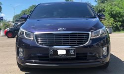 Kia Grand Sedona Ultimate 2017 Biru 1