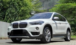 Bismillahirrohmanirrohim
BMW X1 sdRive 18i 301i - 2018 
Power Back Door - Sunroof 
Good Condition 3